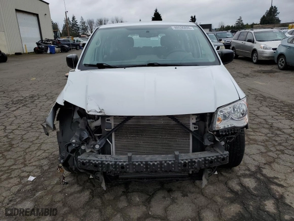 2016 Dodge Grand Caravan Canada Value Package with VIN 2C4RDGBG9GR236600, listed as a Copart auction lot 48536895 with 56,537 mi miles and Salvage Title. Bid and sale history available at carsss.com. Image 5.