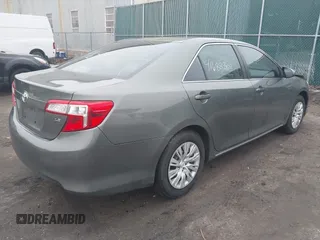 2012 Toyota Camry L with VIN 4T1BF1FK7CU528875, listed as a IAAI auction lot 41688301 with 107,694 mi miles. Bid and sale history available at carsss.com. Image 4.