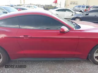 2022 Ford Mustang EcoBoost с VIN 1FA6P8TH0N5114862, выставлен на аукционе IAAI как лот 42266233 с пробегом 20 091 миль миль и . История ставок и продаж доступна на DreamBid. Изображение 14.