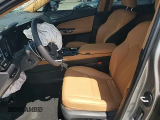 2025 Lexus NX 250 Premium z VIN 2T2GDCAZ3SC022077, wystawiony jako Copart lot #61662545 z przebiegiem 7 929 mil mil oraz Szkoda całkowita • Salvage title. Historia ofert i sprzedaży dostępna na DreamBid. Obrazek 7.