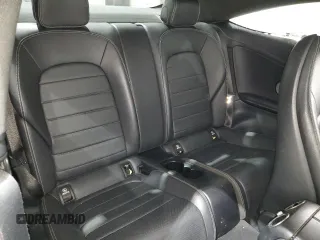 2018 Mercedes-Benz C 300 z VIN WDDWJ4KB0JF660122, wystawiony jako Copart lot #51083175 z przebiegiem 85 388 mil mil oraz Szkoda całkowita • Salvage title. Historia ofert i sprzedaży dostępna na DreamBid. Obrazek 10.