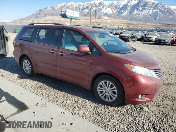2016 Toyota Sienna XLE with VIN 5TDYK3DC9GS755500, listed as a Copart auction lot 42831485 with 60,890 mi miles and Salvage Title. Bid and sale history available at carsss.com. Image 4.