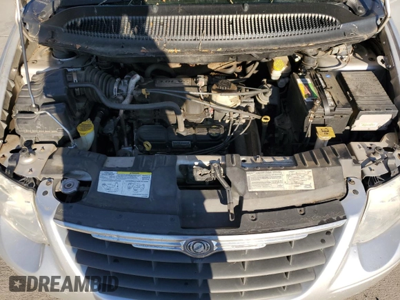 2007 Chrysler Town & Country LWB Touring with VIN 2A4GP54L27R135776, listed as a Copart auction lot 75538084 with 187,755 mi miles and Salvage Title. Bid and sale history available at carsss.com. Image 12.