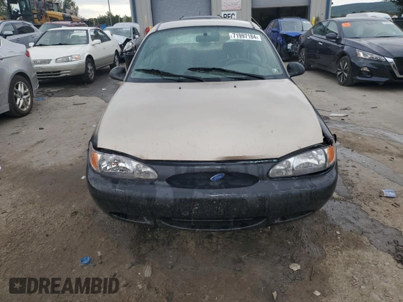 1999 Ford Escort SE z VIN 1FAFP13P7XW274653, wystawiony jako Copart lot #71997184 z przebiegiem 67 876 mil mil oraz Szkoda całkowita • Salvage title. Historia ofert i sprzedaży dostępna na DreamBid. Obrazek 5.