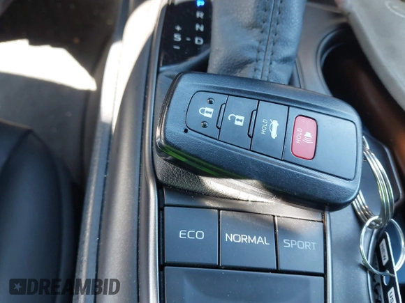 2022 Toyota Camry SE with VIN 4T1T11AKXNU683921, listed as a IAAI auction lot 41667833 with 26,578 mi miles and . Bid and sale history available at DreamBid. Image 11.