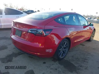 2022 Tesla Model 3 Long Range with VIN 5YJ3E1EB0NF212257, listed as a IAAI auction lot 41735989 with 28,528 mi miles and . Bid and sale history available at DreamBid. Image 4.