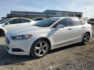2016 Ford Fusion SE z VIN 3FA6P0H79GR394797, wystawiony jako Copart lot #53892835 z przebiegiem 165 757 mil mil oraz Nie do naprawy • Non repairable. Historia ofert i sprzedaży dostępna na DreamBid. Obrazek 1.