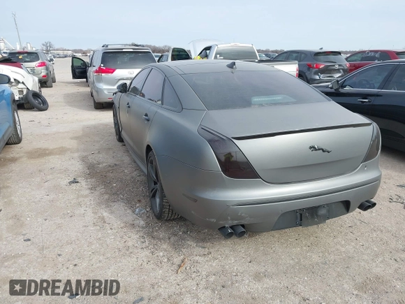 2014 Jaguar XJ z VIN SAJWA2EK3EMV58732, wystawiony jako IAAI lot #41367021 z przebiegiem 64 208 mil mil oraz . Historia ofert i sprzedaży dostępna na DreamBid. Obrazek 3.