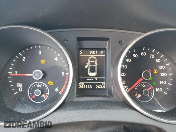 2011 Volkswagen Golf TDI with VIN WVWBM7AJ4BW029997, listed as a Copart auction lot 52330375 with 262,163 mi miles and Salvage title. Bid and sale history available at DreamBid. Image 9.