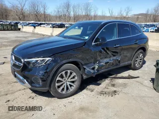 2025 Mercedes-Benz GLC 300 z VIN W1NKM4HB4SF256516, wystawiony jako Copart lot #50746885 z przebiegiem 4 096 mil mil oraz Szkoda całkowita • Salvage title. Historia ofert i sprzedaży dostępna na DreamBid. Obrazek 1.