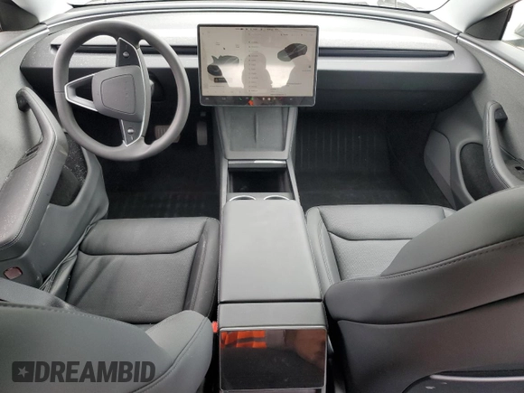 2025 Tesla Model 3 Long Range z VIN 5YJ3E1EA9SF892355, wystawiony jako Copart lot #52565545 z przebiegiem 12 825 mil mil oraz Szkoda całkowita • Salvage title. Historia ofert i sprzedaży dostępna na DreamBid. Obrazek 8.