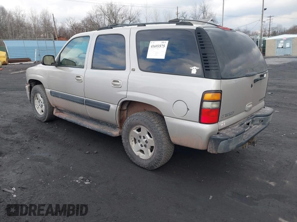 2005 Chevrolet Tahoe LS z VIN 1GNEK13T05J197479, wystawiony jako IAAI lot #41693575 z przebiegiem 124 537 mil mil oraz . Historia ofert i sprzedaży dostępna na DreamBid. Obrazek 3.