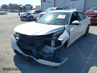 2024 Acura Integra w/A-Spec Technology Package with VIN 19UDE4H64RA015502, listed as a IAAI auction lot 41665580 with NaN miles. Bid and sale history available at carsss.com. Image 17.