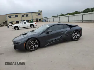 2015 BMW i8 z VIN WBY2Z2C50FV674256, wystawiony jako Copart lot #56895134 z przebiegiem 33 484 mil mil oraz Szkody całkowita. Historia ofert i sprzedaży dostępna na DreamBid. Obrazek 1.