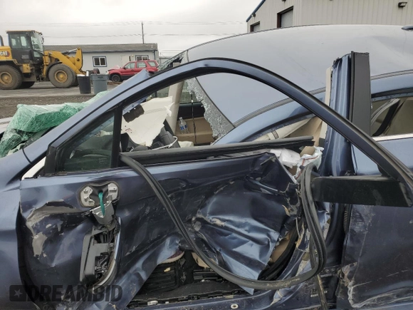 2015 Subaru Legacy Limited z VIN 4S3BNAJ67F3002970, wystawiony jako Copart lot #51519165 z przebiegiem Nie podano mil oraz Szkoda całkowita • Salvage title. Historia ofert i sprzedaży dostępna na DreamBid. Obrazek 7.