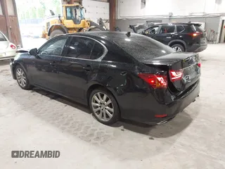 2013 Lexus GS 350 z VIN JTHCE1BL9D5014255, wystawiony jako IAAI lot #42236778 z przebiegiem 240 558 mil mil oraz . Historia ofert i sprzedaży dostępna na DreamBid. Obrazek 3.