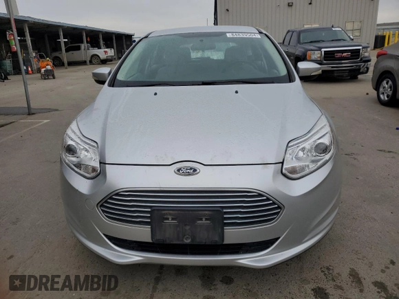 2015 Ford Focus Electric с VIN 1FADP3R4XFL317737, выставлен на аукционе Copart как лот 84839504 с пробегом 71 692 миль миль и Чистый • Clean title. История ставок и продаж доступна на DreamBid. Изображение 5.