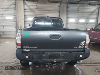2009 Toyota Tacoma with VIN 5TEMU52N99Z668548, listed as a IAAI auction lot 41507218 with 153,565 mi miles and . Bid and sale history available at DreamBid. Image 16.
