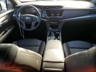 2022 Cadillac XT5 FWD Luxury z VIN 1GYKNAR48NZ163921, wystawiony jako Copart lot #74507874 z przebiegiem 5 723 mil mil oraz Nie do naprawy • Non repairable. Historia ofert i sprzedaży dostępna na DreamBid. Obrazek 8.