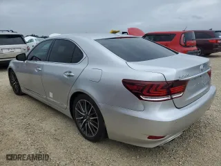 2014 Lexus LS 460 with VIN JTHBL5EF1E5131165, listed as a Copart auction lot 74124094 with 0 mi miles and Salvage Title. Bid and sale history available at carsss.com. Image 2.