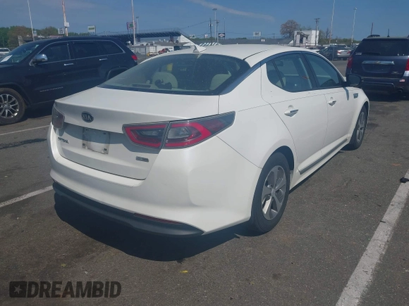 2014 Kia Optima LX with VIN KNAGM4AD8E5076052, listed as a IAAI auction lot 42170715 with 111,448 mi miles and . Bid and sale history available at DreamBid. Image 4.