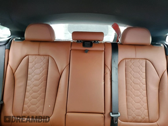 2023 BMW X4 M z VIN 5YM23EC03P9R13535, wystawiony jako Copart lot #54141864 z przebiegiem 7 779 mil mil oraz Szkoda całkowita • Salvage title. Historia ofert i sprzedaży dostępna na DreamBid. Obrazek 10.