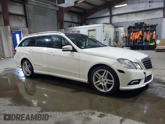 2011 Mercedes-Benz E 350 Luxury with VIN WDDHH8HBXBA299225, listed as a Copart auction lot 54686245 with 114,202 mi miles and Clean Title. Bid and sale history available at DreamBid. Image 4.