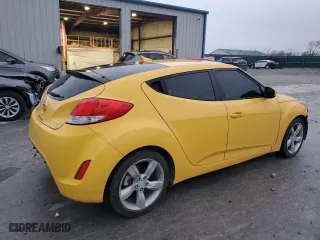 2014 Hyundai Veloster with VIN KMHTC6AD4EU215644, listed as a Copart auction lot 81913064 with 93,692 mi miles and Salvage Title. Bid and sale history available at carsss.com. Image 3.
