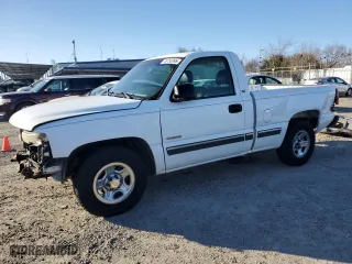 2002 Chevrolet Silverado 1500 LS with VIN 1GCEC14V42Z193471, listed as a Copart auction lot 88780995 with 103,793 mi miles and Salvage Title. Bid and sale history available at carsss.com. Image 1.