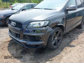 2014 Audi Q7 S line Prestige z VIN WA1DGAFE5ED006957, wystawiony jako IAAI lot #42488440 z przebiegiem 123 814 mil mil oraz . Historia ofert i sprzedaży dostępna na DreamBid. Obrazek 6.