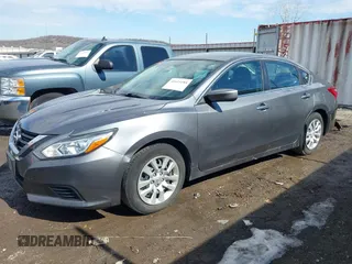2017 Nissan Altima SV with VIN 1N4AL3AP3HC207720, listed as a IAAI auction lot 41615184 with 156,258 mi miles and . Bid and sale history available at carsss.com. Image 2.