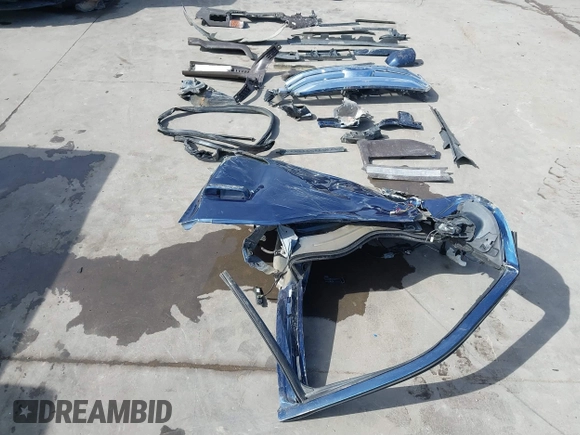 2016 Ford F-150 XLT with VIN 1FTEW1EGXGFD18960, listed as a IAAI auction lot 41784667 with Not provided miles and . Bid and sale history available at DreamBid. Image 12.