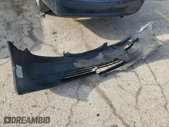 2005 Toyota Camry LE with VIN 4T1BF32K15U105357, listed as a Copart auction lot 53612715 with 166,159 mi miles and Salvage Title. Bid and sale history available at DreamBid. Image 12.