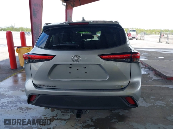 2021 Toyota Highlander L z VIN 5TDCZRBH9MS543232, wystawiony jako IAAI lot #41869895 z przebiegiem 41 031 mil mil oraz . Historia ofert i sprzedaży dostępna na DreamBid. Obrazek 16.