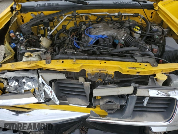 2000 Nissan Frontier XE with VIN 1N6ED27T3YC352681, listed as a Copart auction lot 63369915 with 271,296 mi miles and Non repairable. Bid and sale history available at DreamBid. Image 11.