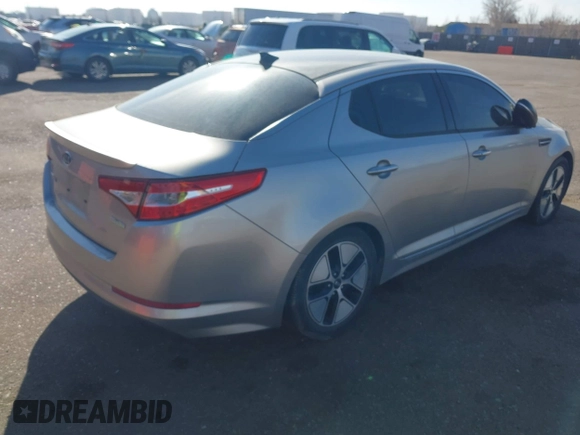 2012 Kia Optima Hybrid with VIN KNAGM4AD0C5009507, listed as a IAAI auction lot 41551835 with 92,878 mi miles. Bid and sale history available at carsss.com. Image 4.