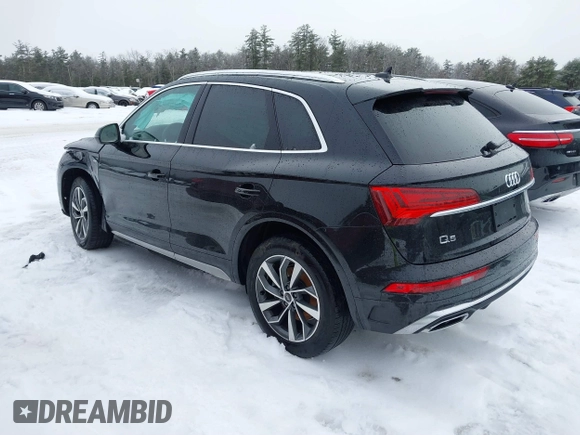 2024 Audi Q5 S line Premium with VIN WA1GAAFY2R2066205, listed as a IAAI auction lot 41565261 with 20,052 mi miles. Bid and sale history available at carsss.com. Image 3.