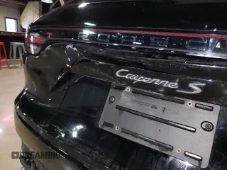 2020 Porsche Cayenne S z VIN WP1AB2AY1LDA27136, wystawiony jako Copart lot #70568372 z przebiegiem 36 709 mil mil oraz . Historia ofert i sprzedaży dostępna na DreamBid. Obrazek 13.
