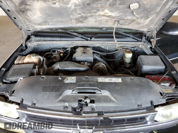 2000 Chevrolet Suburban LT with VIN 3GNFK16T3YG155880, listed as a Copart auction lot 86637484 with 232,678 mi miles and Salvage Title. Bid and sale history available at carsss.com. Image 13.