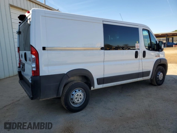 2020 Ram ProMaster Cargo with VIN 3C6TRVAG4LE138882, listed as a Copart auction lot 47901255 with 141,622 mi miles and Clean Title. Bid and sale history available at DreamBid. Image 3.