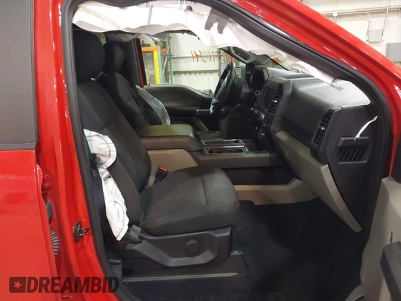 2019 Ford F-150 XL with VIN 1FTEW1EP8KFC25296, listed as a IAAI auction lot 41641341 with 68,091 mi miles. Bid and sale history available at carsss.com. Image 5.