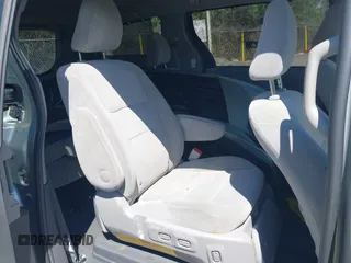 2019 Toyota Sienna LE Auto Access Seat with VIN 5TDKZ3DC9KS990764, listed as a IAAI auction lot 42219964 with 53,623 mi miles and . Bid and sale history available at DreamBid. Image 8.