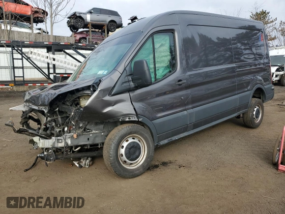 2018 Ford Transit z VIN 1FTYR2CM5JKB49173, wystawiony jako Copart lot #48511685 z przebiegiem Nie podano mil oraz Nie do naprawy. Historia ofert i sprzedaży dostępna na DreamBid. Obrazek 1.
