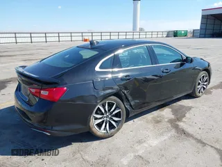 2020 Chevrolet Malibu RS with VIN 1G1ZG5ST9LF060540, listed as a IAAI auction lot 41876103 with 72,235 mi miles and . Bid and sale history available at DreamBid. Image 4.