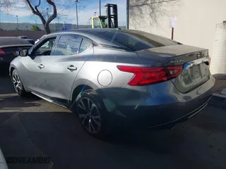 2018 Nissan Maxima SL with VIN 1N4AA6AP0JC363808, listed as a IAAI auction lot 41231430 with 142,955 mi miles. Bid and sale history available at carsss.com. Image 3.