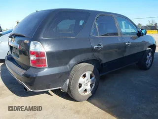 2004 Acura MDX with VIN 2HNYD18294H538551, listed as a IAAI auction lot 42153231 with 217,462 mi miles. Bid and sale history available at carsss.com. Image 4.