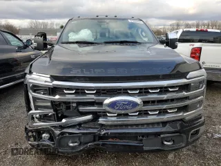 2024 Ford F-350 XL with VIN 1FT8W3BM0RED19434, listed as a Copart auction lot 81603354 with 2,601 mi miles and Salvage Title. Bid and sale history available at DreamBid. Image 5.