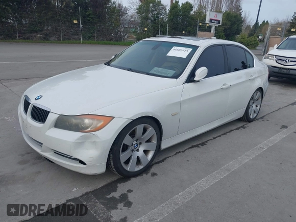 2008 BMW 3 Series 335i with VIN WBAVB73558VH24247, listed as a IAAI auction lot 41602925 with 199,706 mi miles and . Bid and sale history available at DreamBid. Image 2.