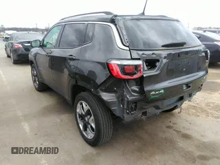 2018 Jeep Compass Limited z VIN 3C4NJDCB9JT267097, wystawiony jako IAAI lot #35857407 z przebiegiem 58 328 mil mil oraz . Historia ofert i sprzedaży dostępna na DreamBid. Obrazek 3.