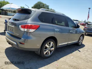 2016 Nissan Pathfinder Platinum with VIN 5N1AR2MNXGC664001, listed as a Copart auction lot 56388445 with 101,868 mi miles and Salvage title. Bid and sale history available at DreamBid. Image 3.